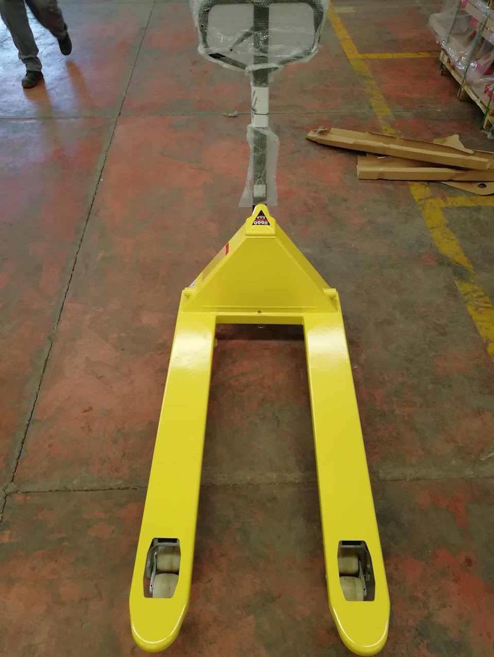 Patin angosto cap. 3000kg.